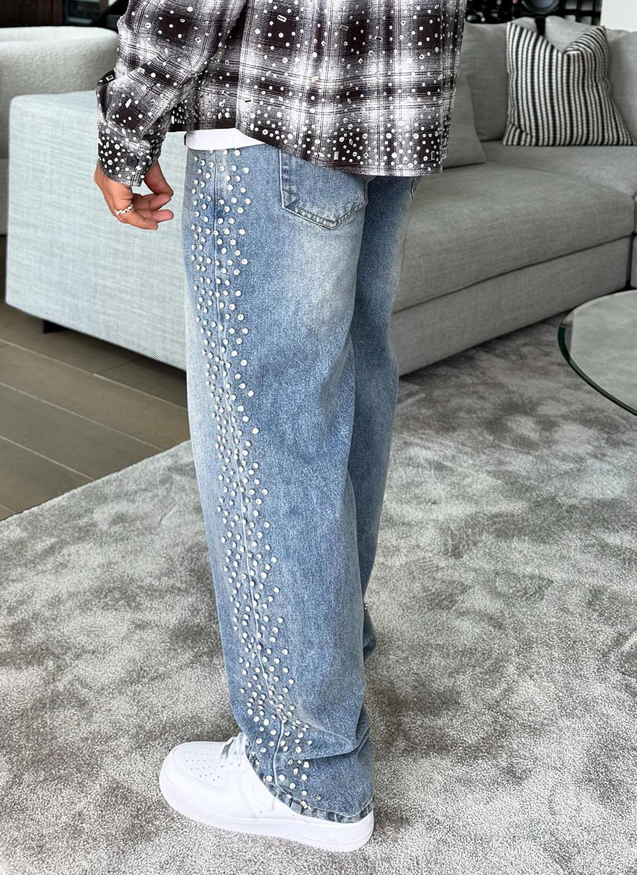 CALÇA JEANS BAGGY STRASS LATERAIS ✨