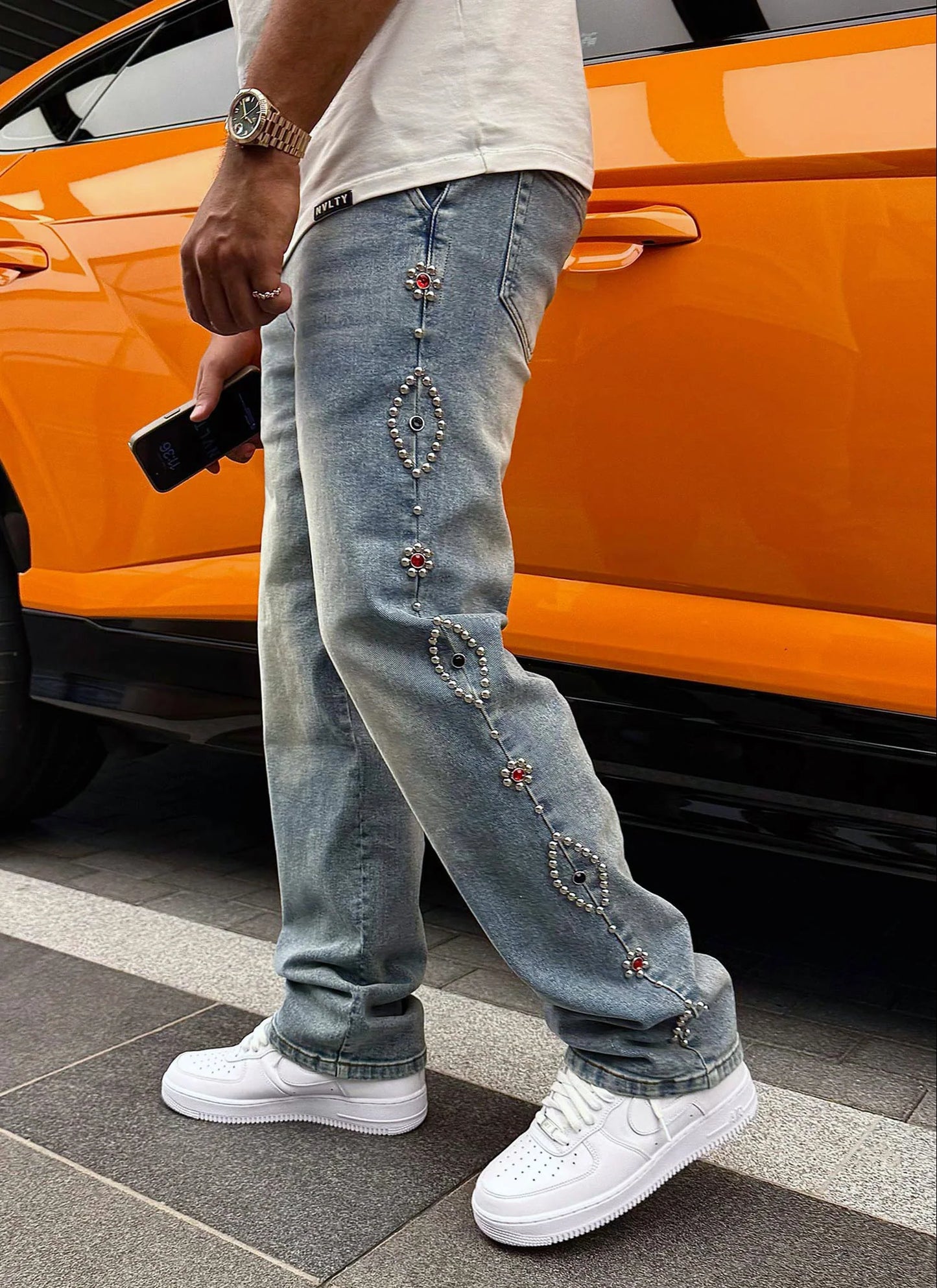 CALÇA JEANS BAGGY TACHAS CUSTOM LATERAL