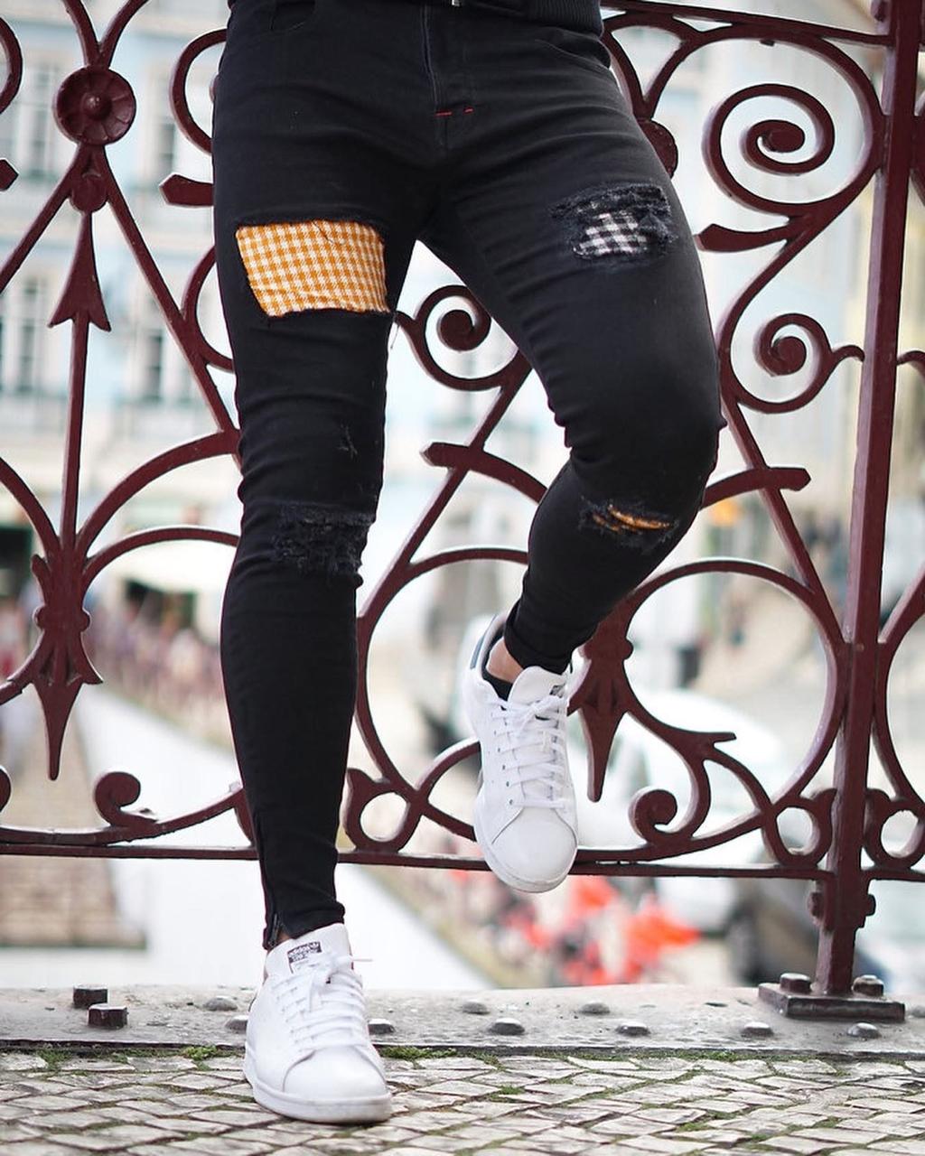 CALÇA BLACK SKINNY C/ SOBREPOSIÇÃO XADREZ