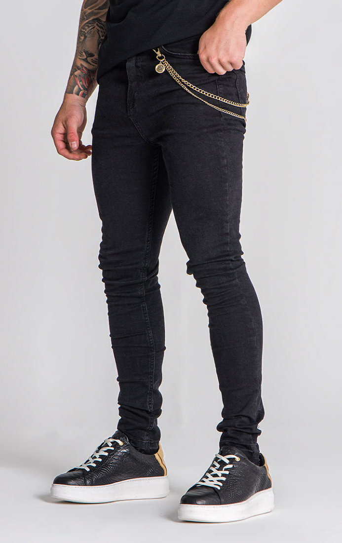 CALÇA PRETA SKINNY C/ DETAIL CORRENTE GOLD LATERAL