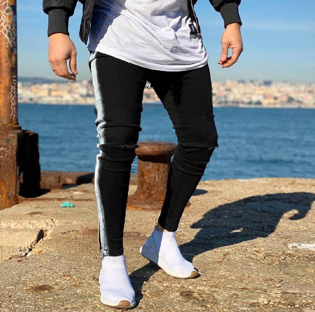 CALÇA JEANS BLACK FAIXA LATERAL PIGMENTADA