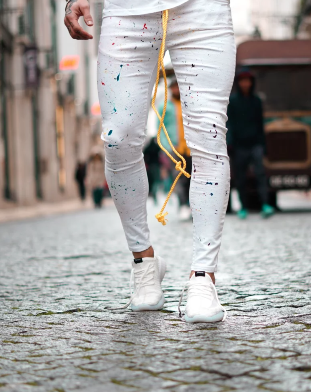 CALÇA BRANCA SKINNY PIGMENTADA