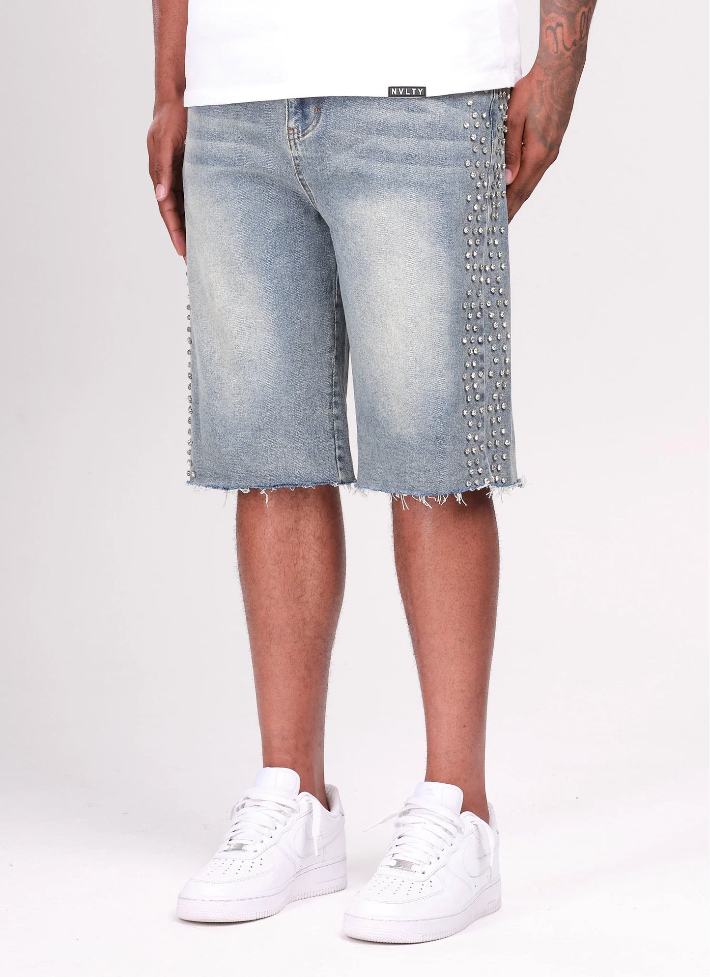 BERMUDA OVER JEANS STRASS LATERAIS ✨