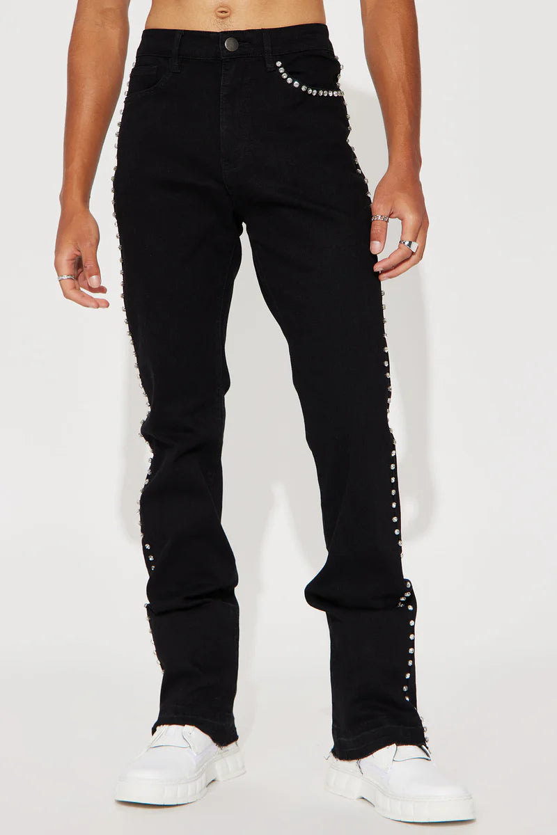 CALÇA BLACK JEANS FLARE STRASS LATERAL ✨
