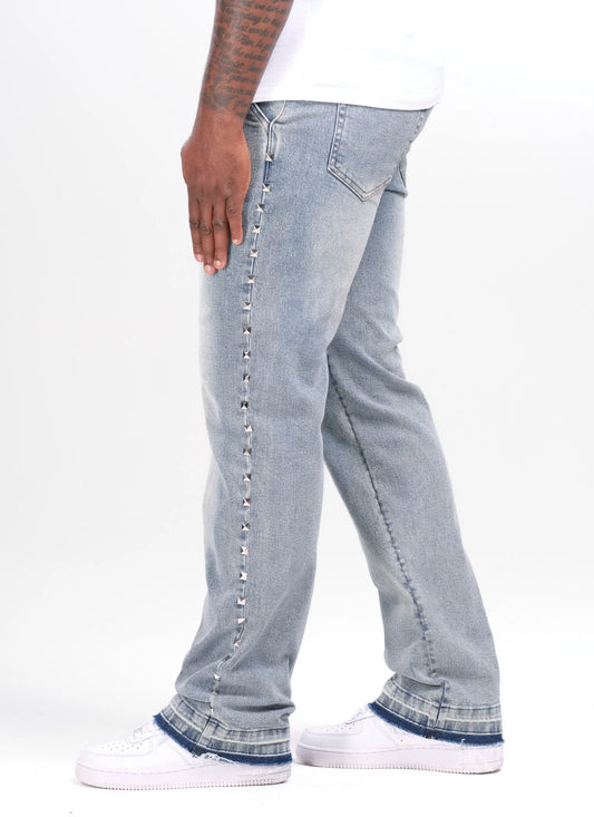 CALÇA JEANS BAGGY TACHAS LATERAIS