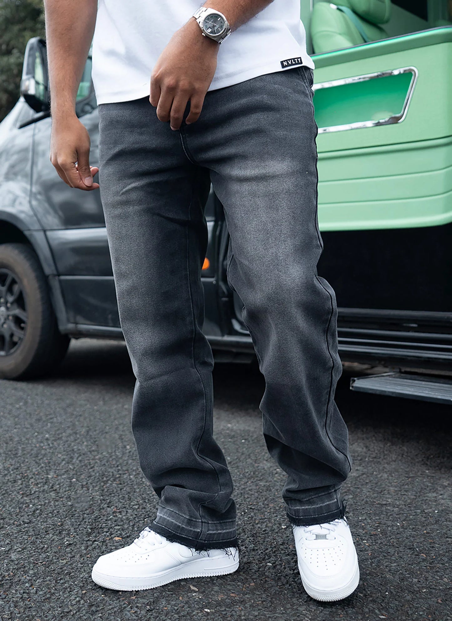 CALÇA BAGGY CINZA MARMORIZADA C/ BARRA DESFIADA