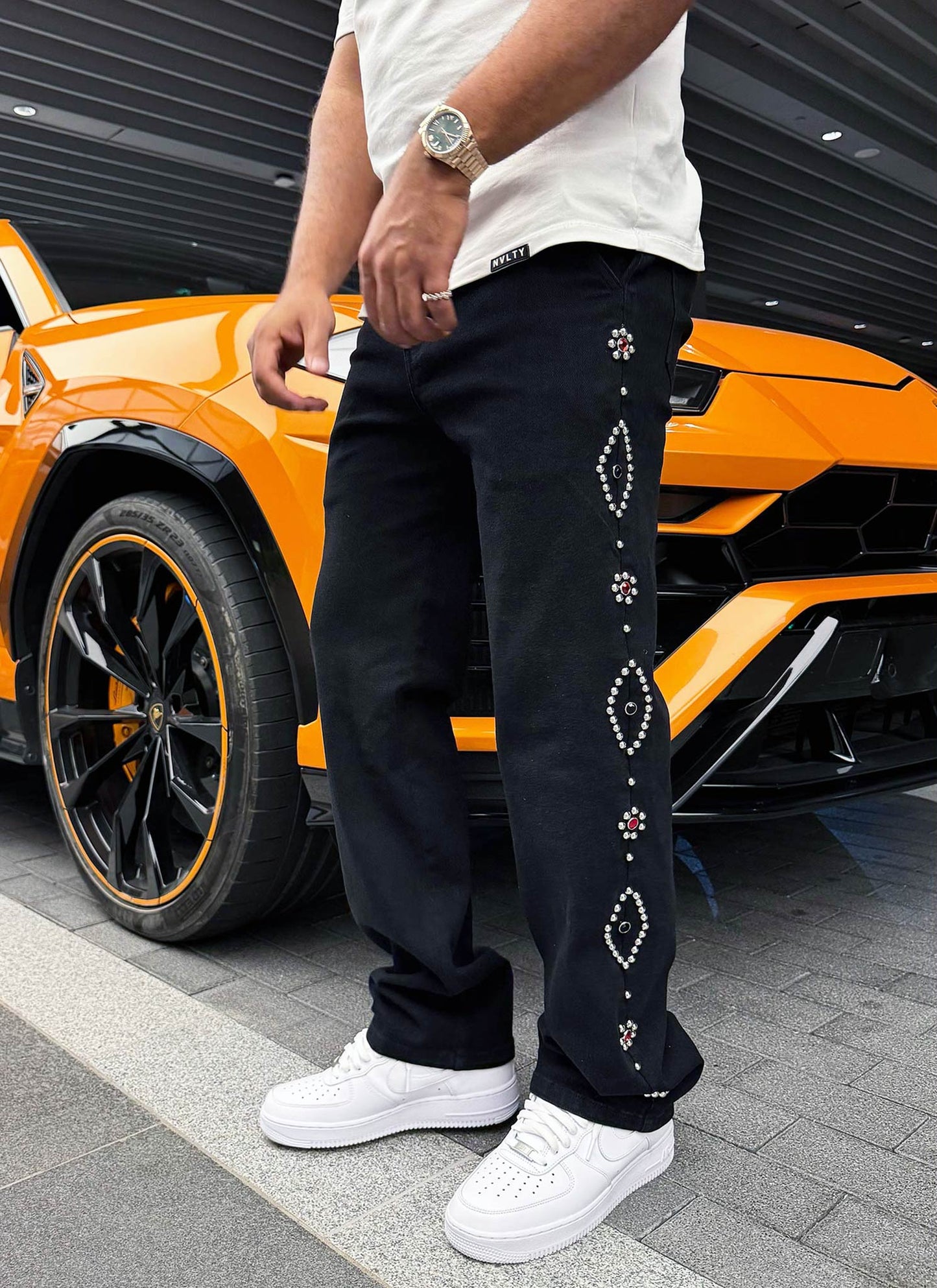 CALÇA BLACK BAGGY TACHAS CUSTOM LATERAL
