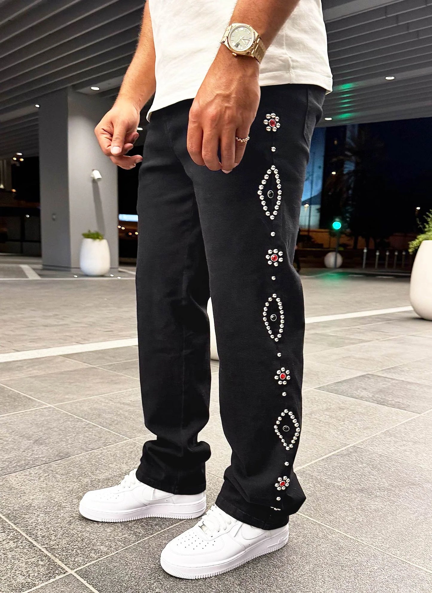 CALÇA BLACK BAGGY TACHAS CUSTOM LATERAL