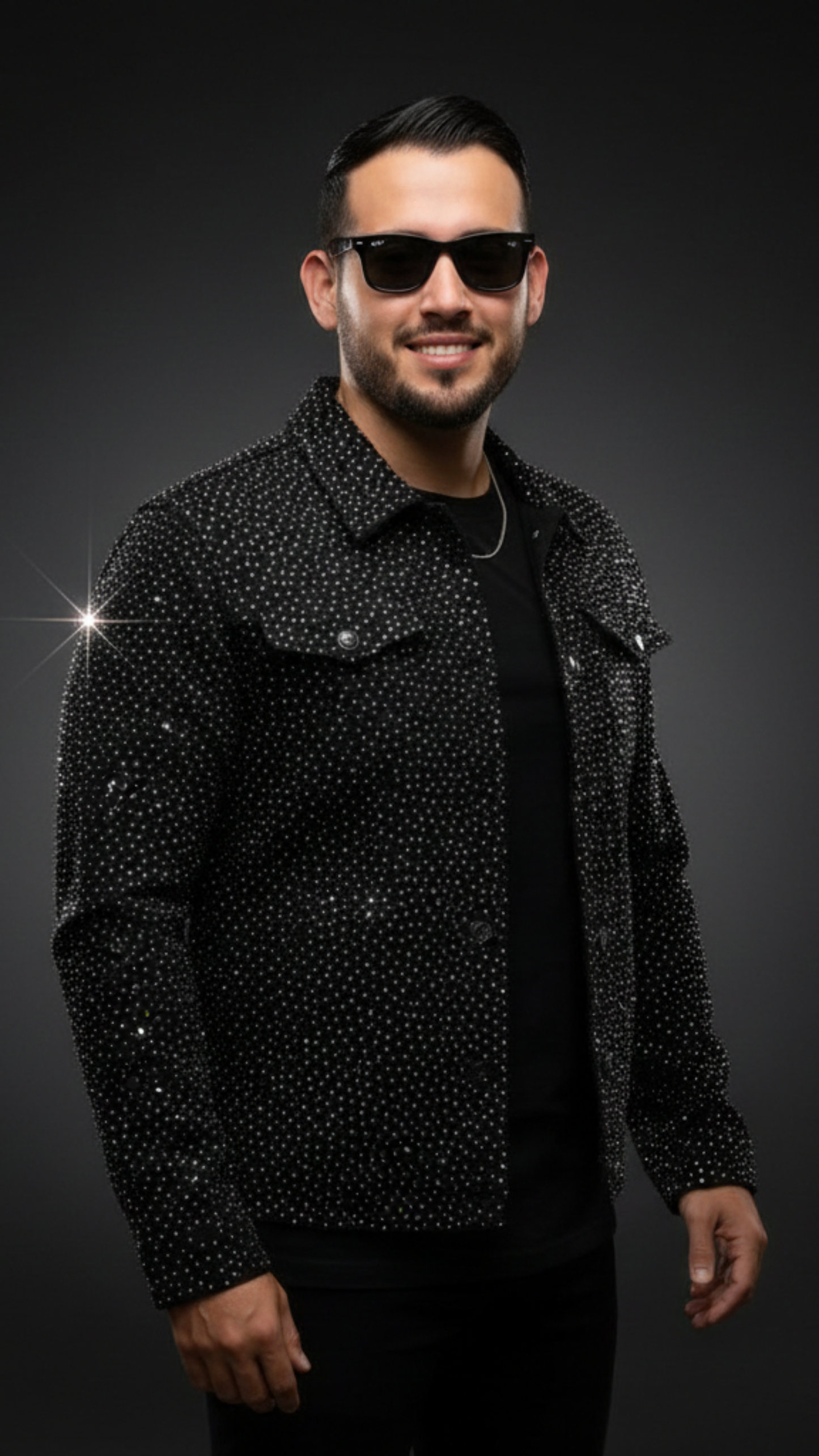 JAQUETA JEANS ALL BLACK STRASS ✨