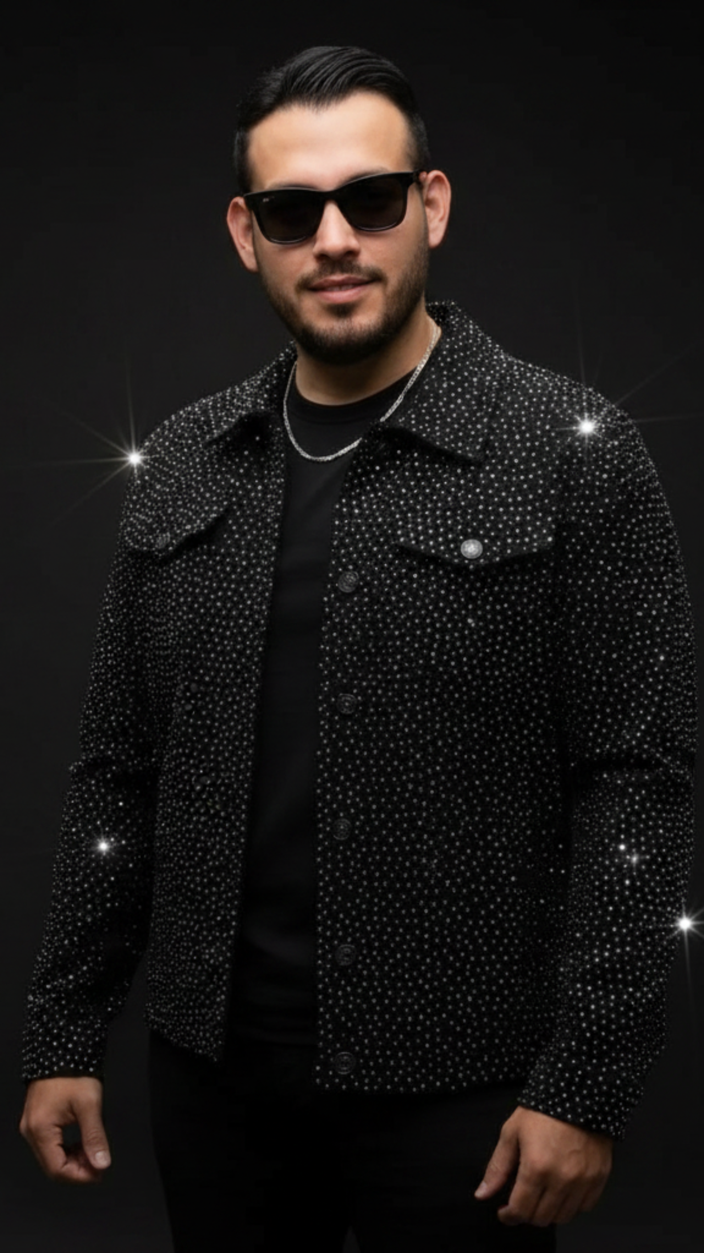 JAQUETA JEANS ALL BLACK STRASS ✨