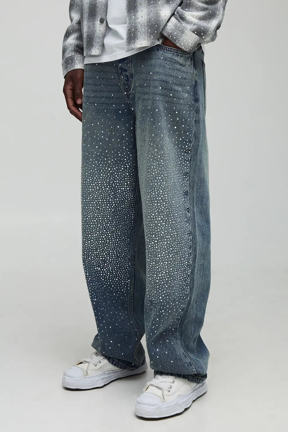 CALÇA JEANS BAGGY STRASS OVERALL ✨
