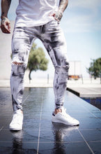 Carregar imagem no visualizador da galeria, CALÇA BRANCA SKINNY SPLASH BLACK AND WHITE
