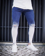 Carregar imagem no visualizador da galeria, CALÇA JEANS BLUE SPLASH PIGMENTADA
