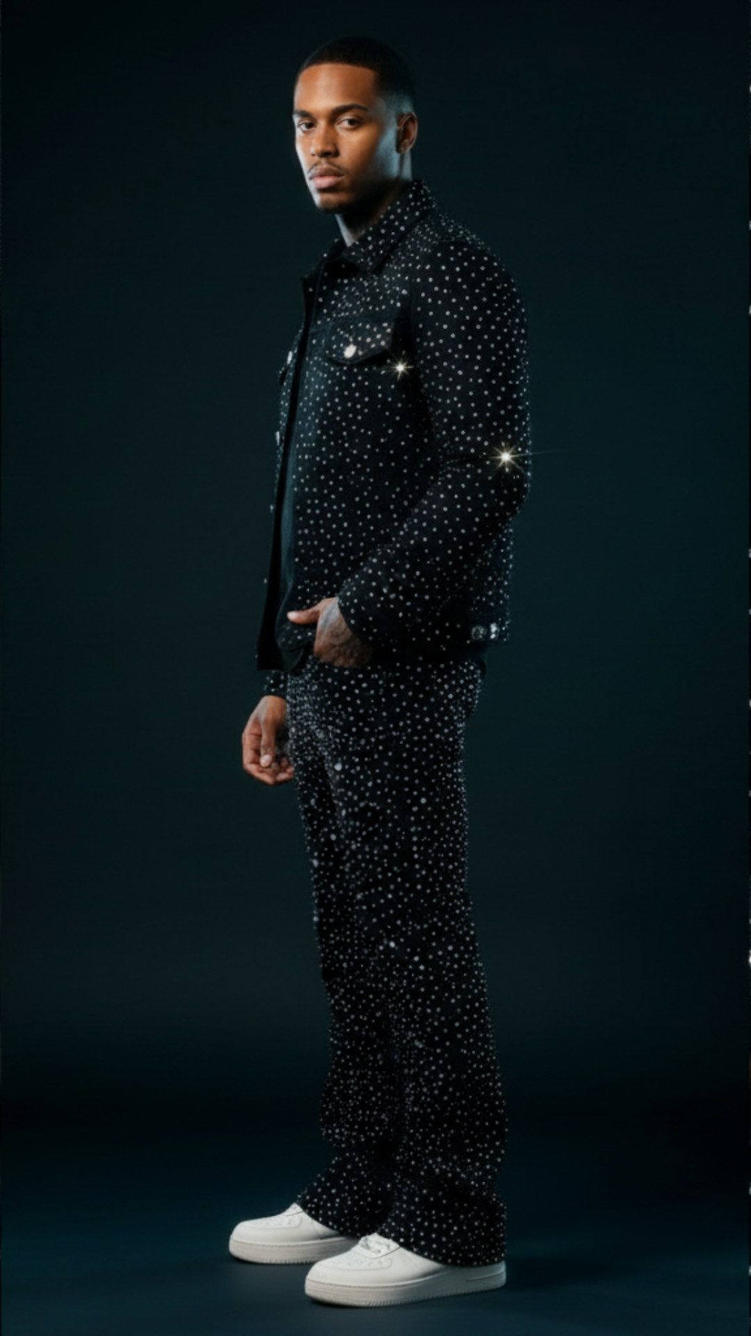CONJUNTO BLACK JEANS TOTAL STRASS ✨✨