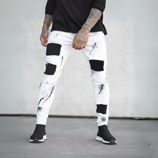 CALÇA BRANCA SKINNY PIGMENTADA C/ SOBREPOSIÇÃO