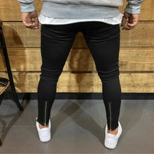 Carregar imagem no visualizador da galeria, CALÇA JEANS BLACK C/ ZÍPER NO CALCANHAR
