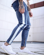 Carregar imagem no visualizador da galeria, CALÇA JEANS SKINNY LISTRA BRANCA LATERAL
